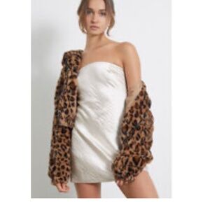 Mini strapless satin dress